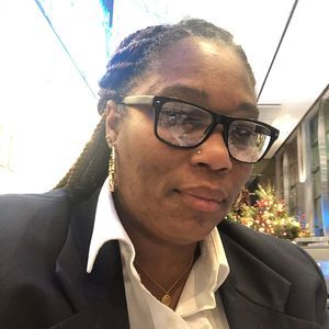 Meet your Posher, Bobbi